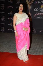 Padmini Kolhapure at the red carpet of Stardust awards on 21st Dec 2015